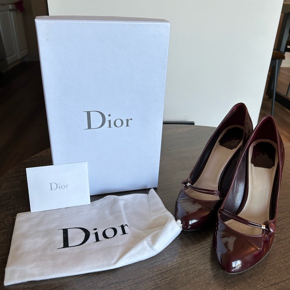 Christian Dior Burgundy Patent Leather Pump - Picture 1 of 9